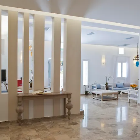 Hotell Kamari 3*