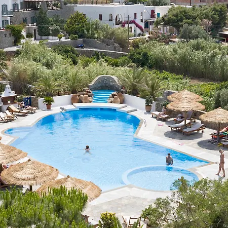 Kamari Hotell 3*